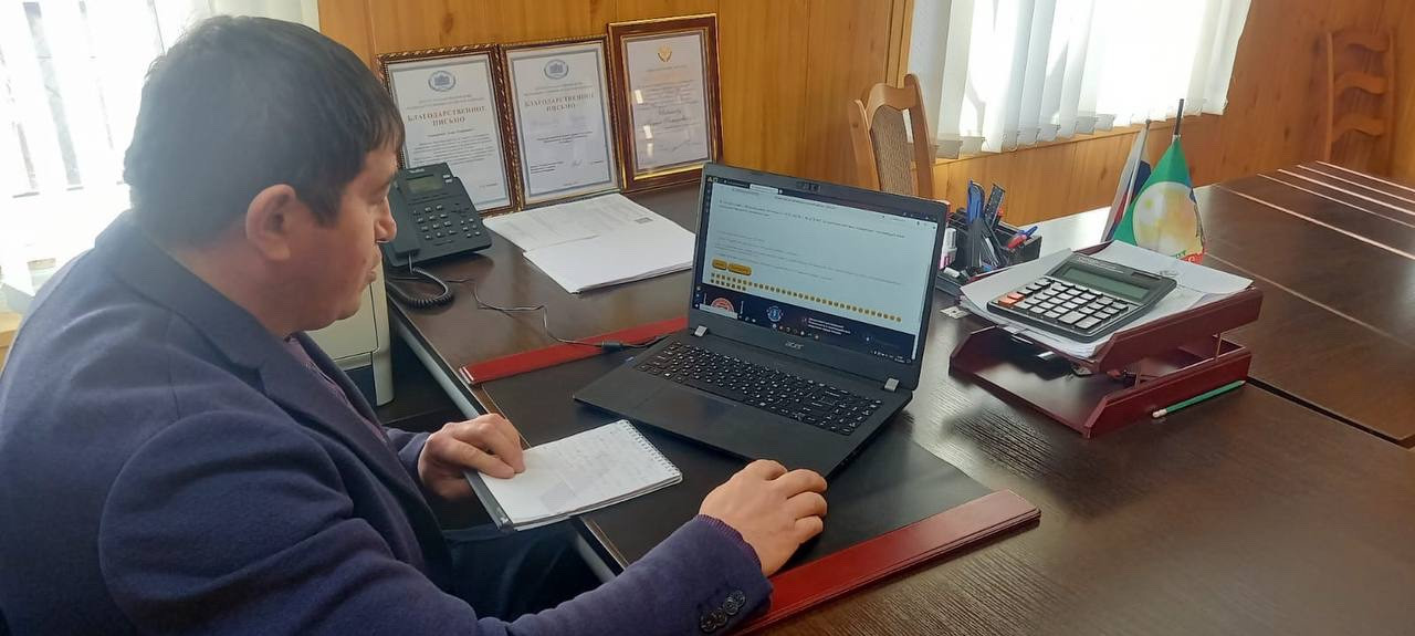 Работники комплексного центра социального обслуживания населения Агульского района совместно с директором приняли участие во Всероссийском антикоррупционном диктанте в онлайн формате.